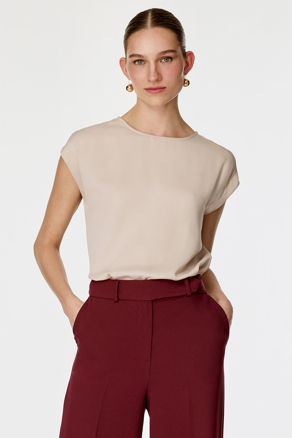 Dökümlü Kumaş Kısa Kollu Bluz Bej