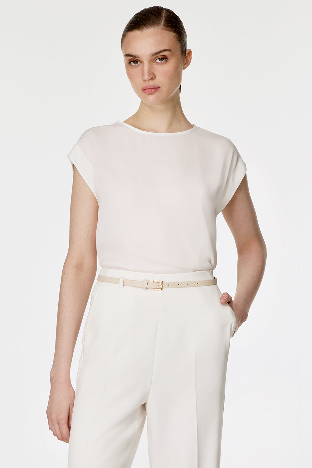 Dökümlü Kumaş Kısa Kollu Bluz EKRU