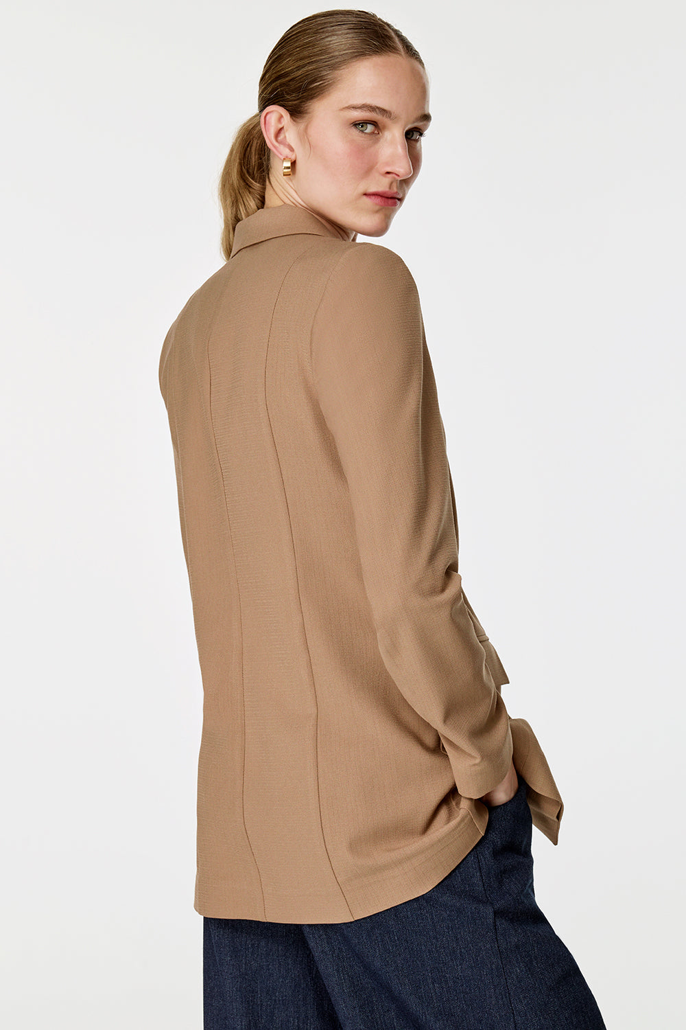 Yakası Nakış Detaylı Ceket CAMEL