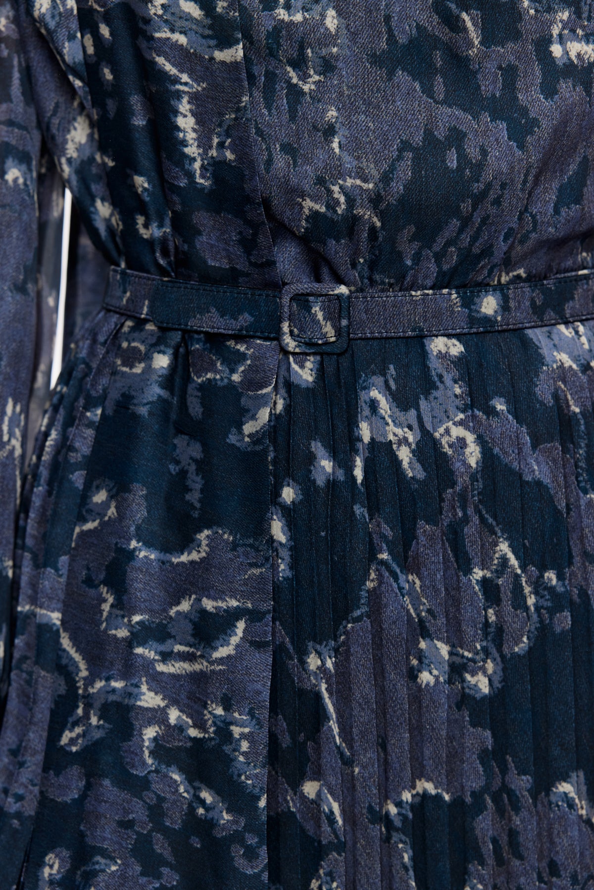 Desenli Şifon Piliseli Midi Elbise