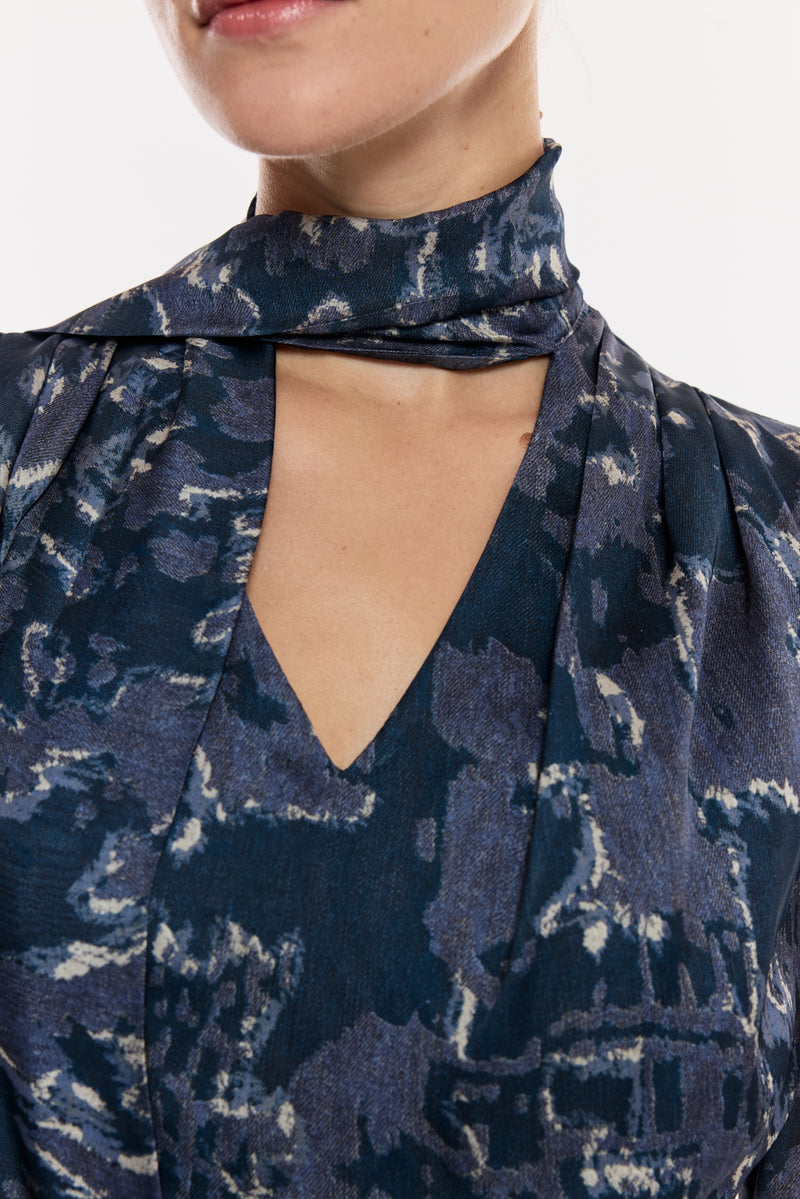 Desenli Şifon Piliseli Midi Elbise