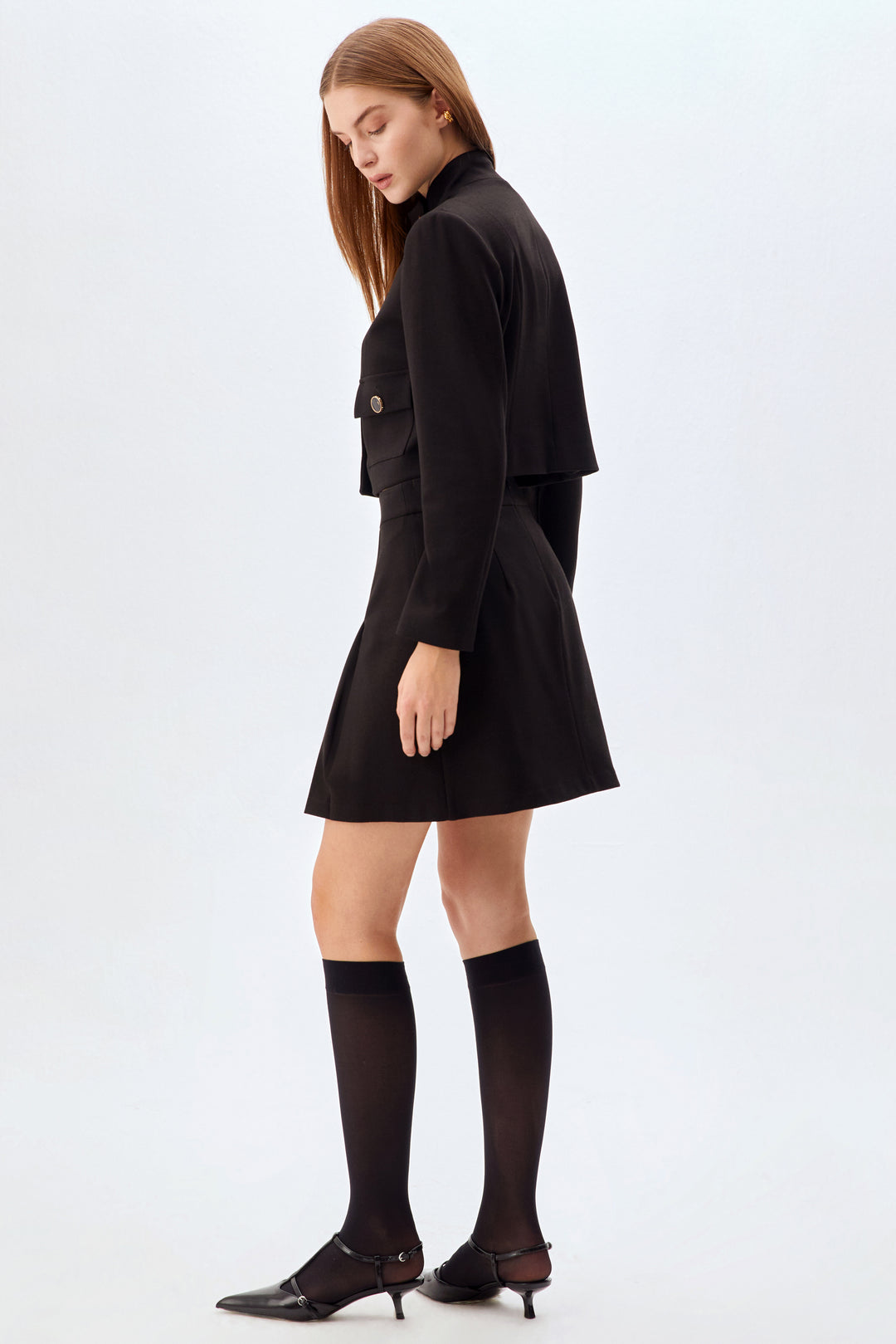 Yüksek Yaka Blazer & A Form Etek Takımı SİYAH