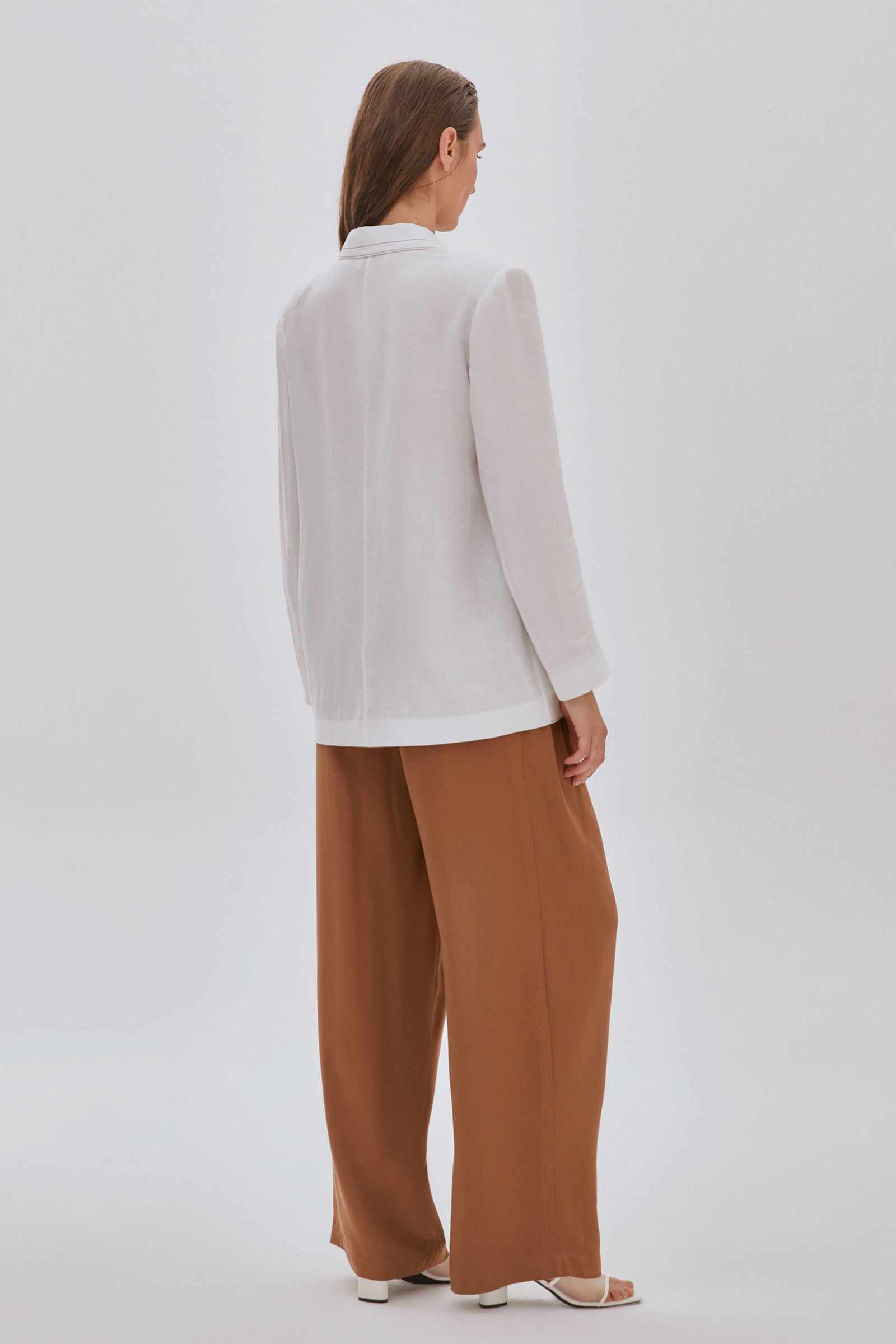 Dikiş Detaylı Cepli Keten Ceket BEYAZ