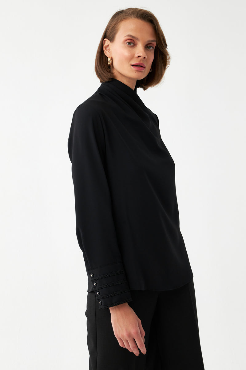 Drape Yaka Bluz
