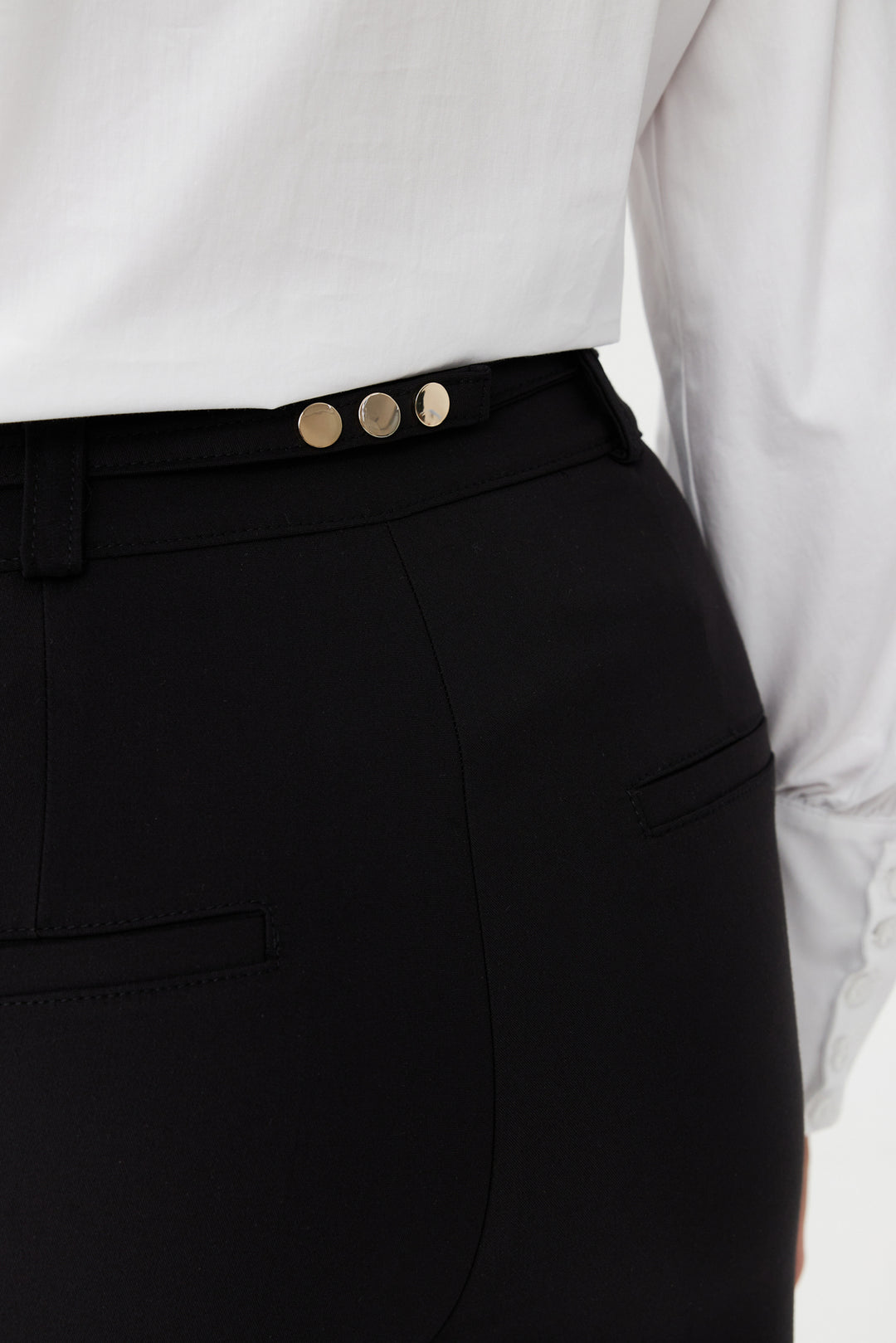 Toka Detaylı Geniş Paça Pantolon SİYAH