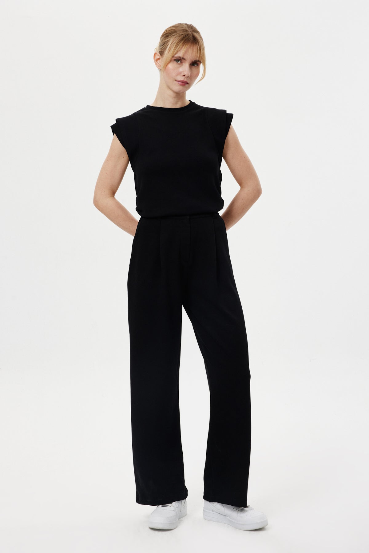Regular-Fit Pantolon SİYAH