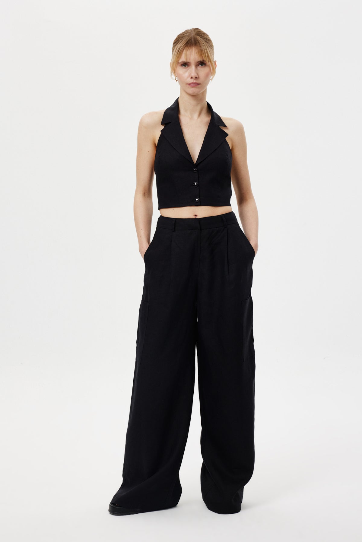 Sırtı Açık Crop Bluz SİYAH