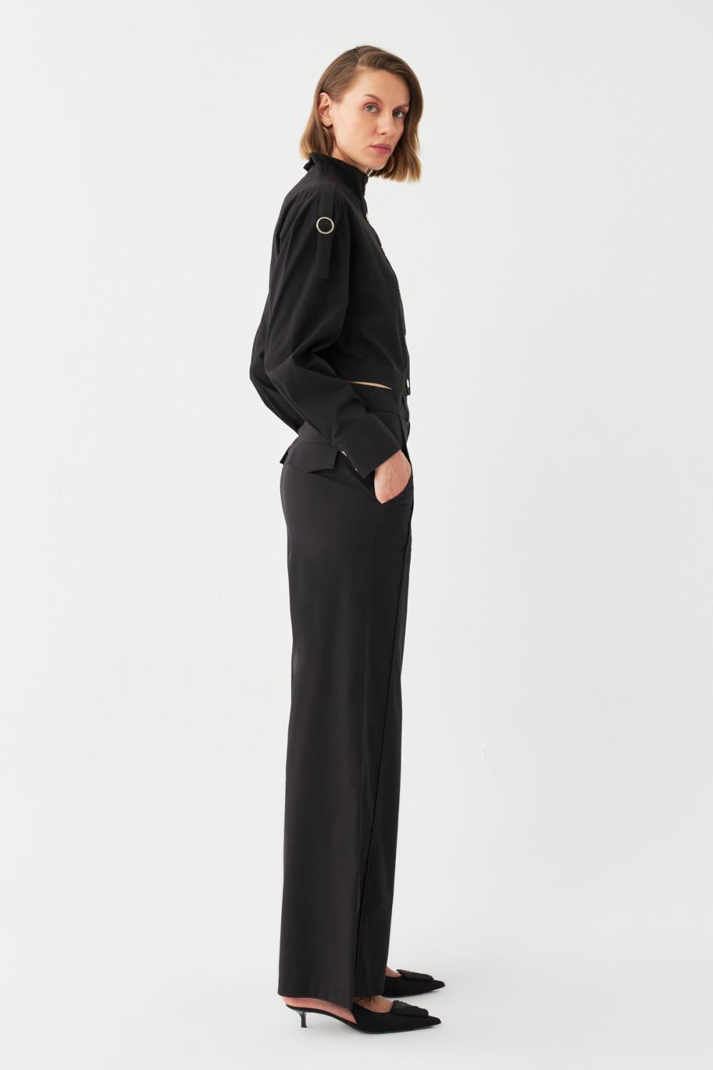 Straight-Fit Düğmeli Takım SİYAH