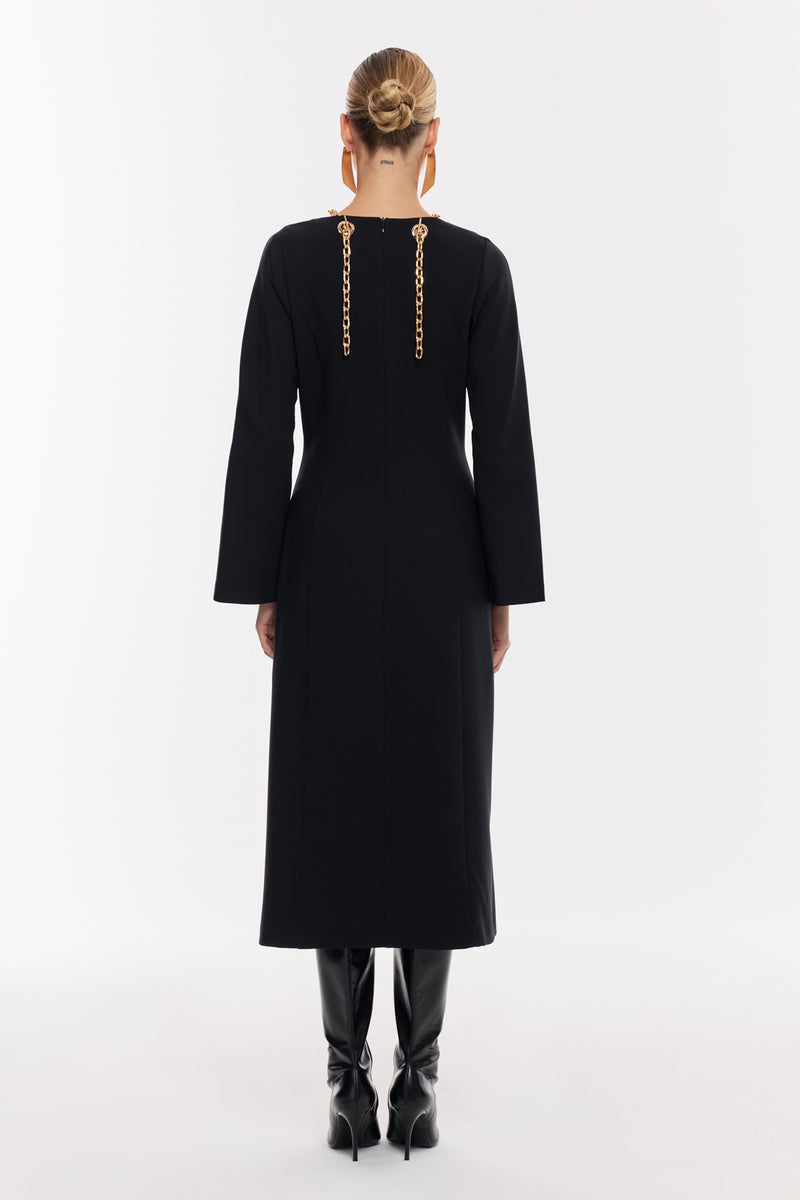 Zincir Detaylı Yırtmaçlı Midi Elbise